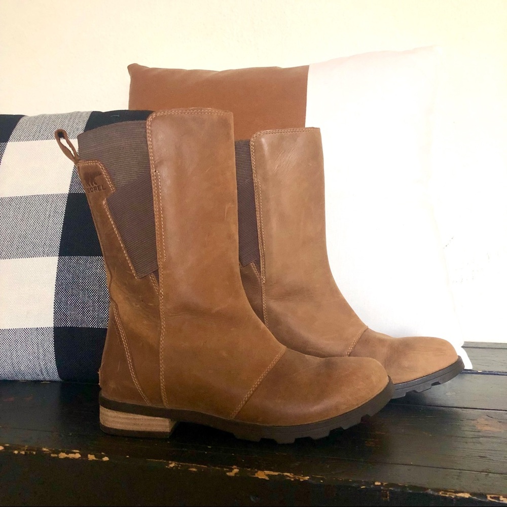 Sorel cognac boot size 8.5
